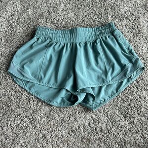 lululemon hotty hots